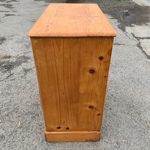 VICTORIAN PINE 23 CHEST OF DRAWERS - ADDITIONAL PHOTO 4