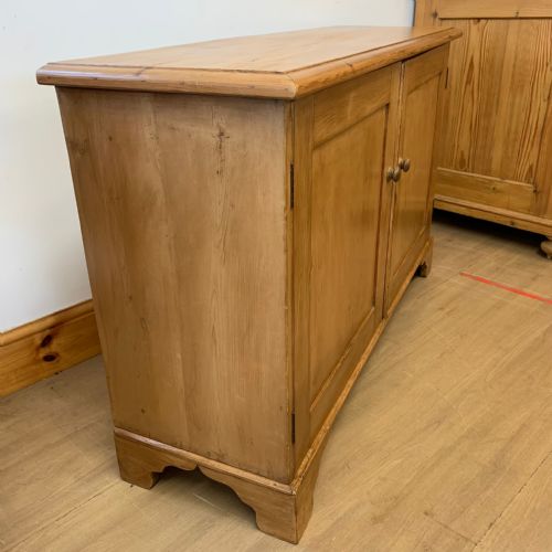 VICTORIAN PINE 2 DOOR CUPBOARD BASE UNIT - ADDITIONAL PHOTO 3