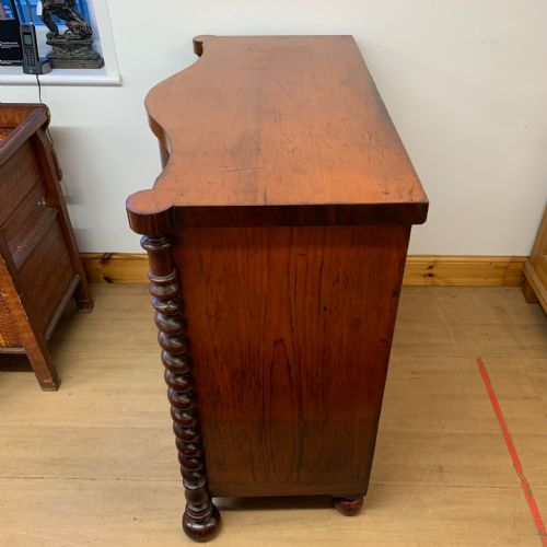 VICTORIAN MAHOGANY SERPENTINE CHEST OF DRAWERS - ADDITIONAL PHOTO 5