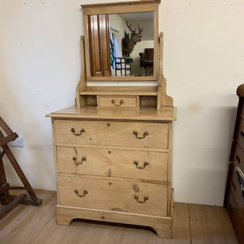 edwardian pine dressing chest - CATEGORY: ANTIQUE DRESSING TABLES - DATED EDWARDIAN