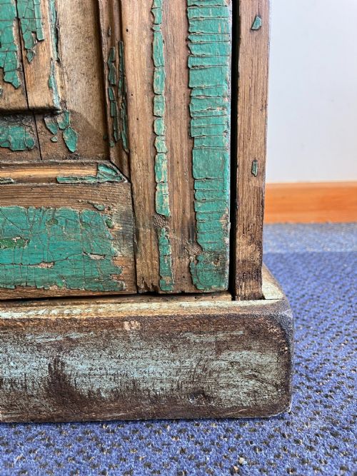VICTORIAN PINE SINGLE DOOR CUPBOARD - ADDITIONAL PHOTO 3