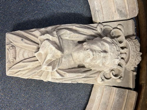 19TH CENTURY VICTORIAN LIMESTONE DOOR WINDOW ARCH - ADDITIONAL PHOTO 3