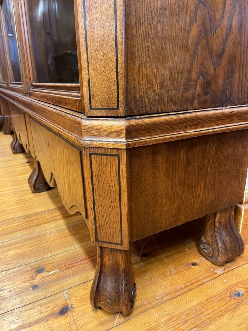 CIRCA 19001920 OAK BOOKCASE - ADDITIONAL PHOTO 3