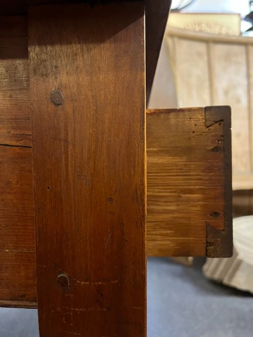 19TH CENTURY ESTATE MADE SIDE TABLE - ADDITIONAL PHOTO 7
