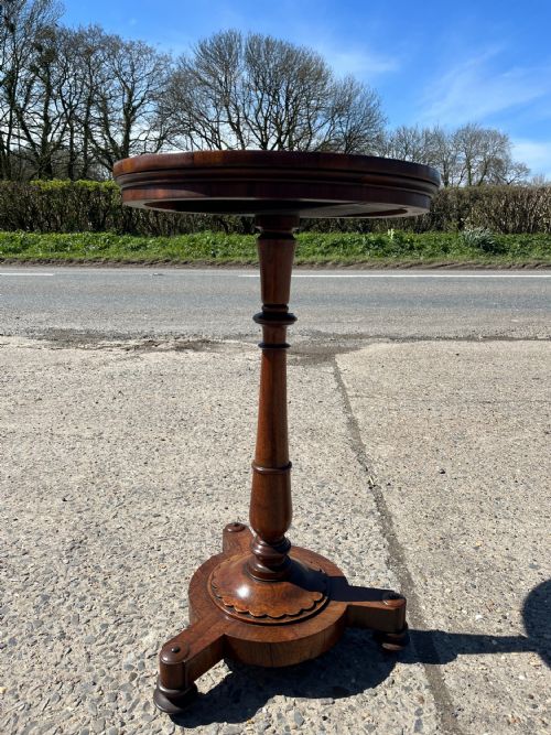 VICTORIAN ROSEWOOD OCCASIONAL TABLE - ADDITIONAL PHOTO 4