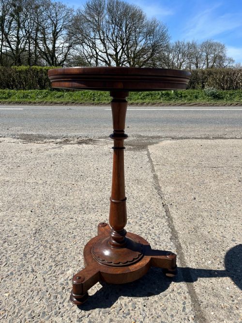 VICTORIAN ROSEWOOD OCCASIONAL TABLE - ADDITIONAL PHOTO 5