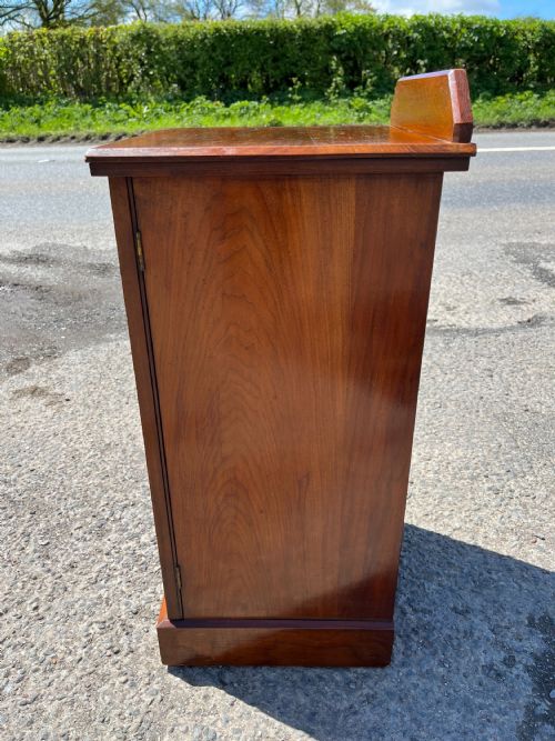 EDWARDIAN WALNUT BEDSIDE CABINET POT CUPBOARD - ADDITIONAL PHOTO 4