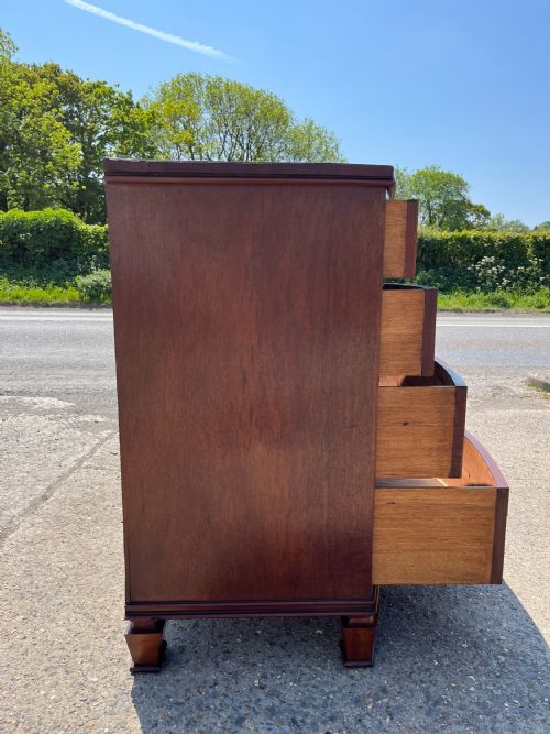EARLY VICTORIAN 1850 23 BOW FRONT MAHOGANY CHEST OF DRAWERS - ADDITIONAL PHOTO 4