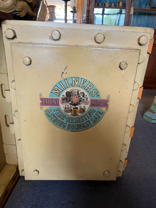 CIRCA 1900 MILNERS SAFE - ADDITIONAL PHOTO 3