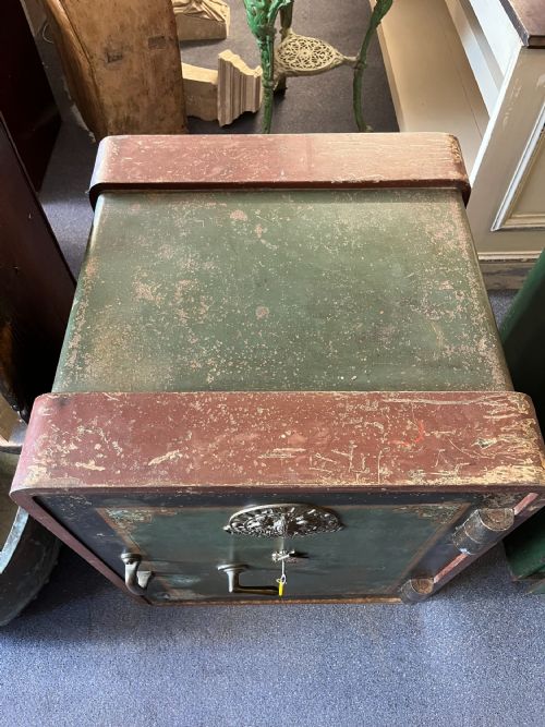 CIRCA 1900 MILNERS SAFE - ADDITIONAL PHOTO 7