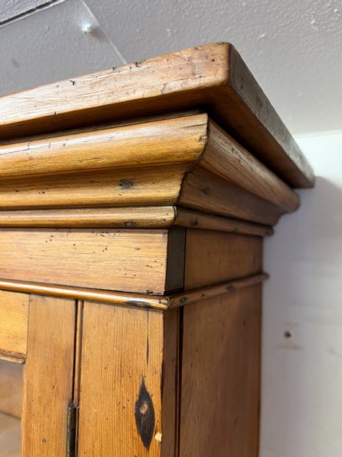 VICTORIAN PINE WALL MOUNTED CUPBOARD - ADDITIONAL PHOTO 5