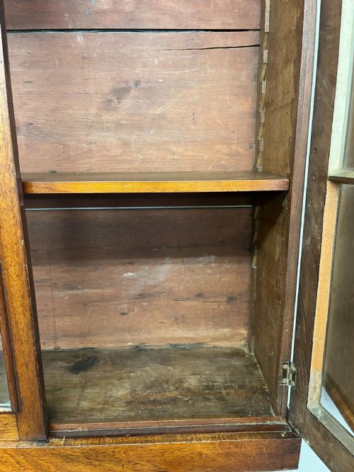 VICTORIAN MAHOGANY HANGING GLAZED DOOR CUPBOARD - ADDITIONAL PHOTO 2