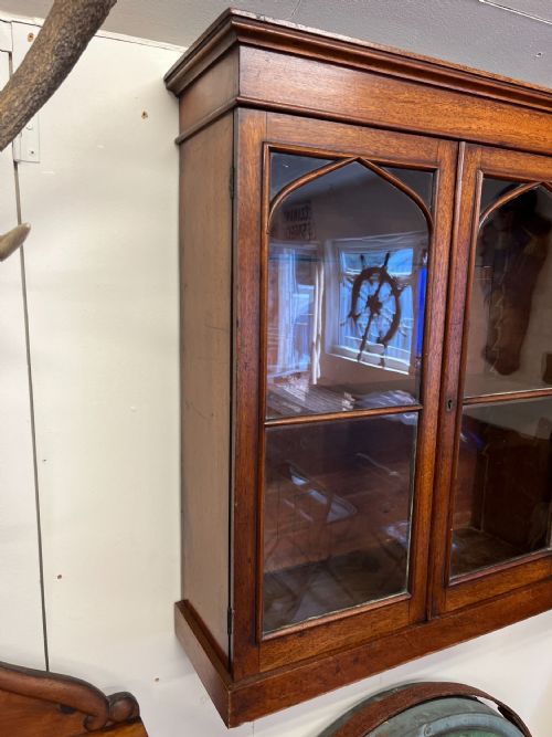 VICTORIAN MAHOGANY HANGING GLAZED DOOR CUPBOARD - ADDITIONAL PHOTO 5