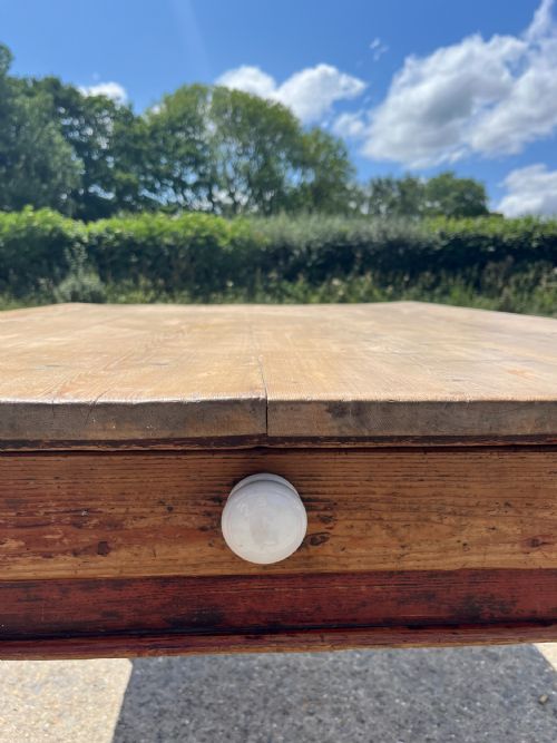 VICTORIAN PINE SCRUB TOP TABLE - ADDITIONAL PHOTO 1