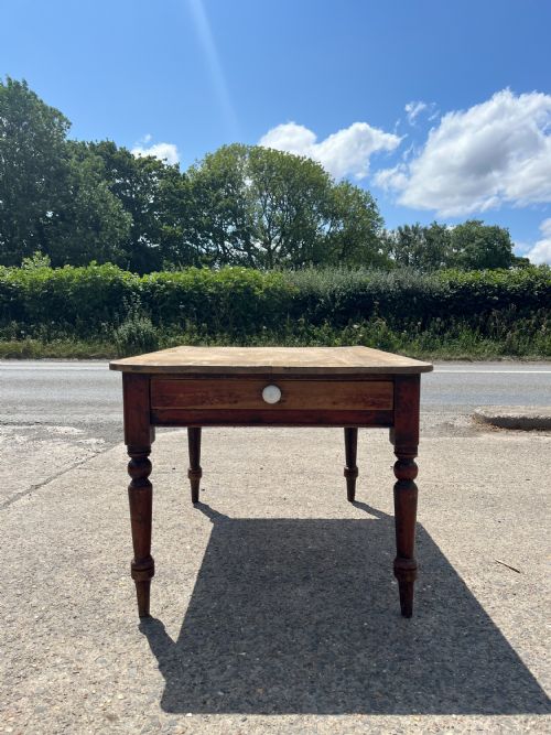 victorian pine scrub top table - CATEGORY: ANTIQUE TABLES - DATED VICTORIAN