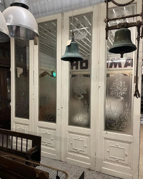 circa 1900 french set of 4 doors with etched glass panels - CATEGORY: ANTIQUE MISCELLANEOUS - DATED 1900
