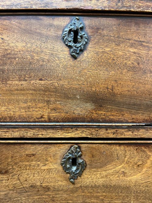 GEORGIAN MAHOGANY CHEST OF DRAWERS - ADDITIONAL PHOTO 5