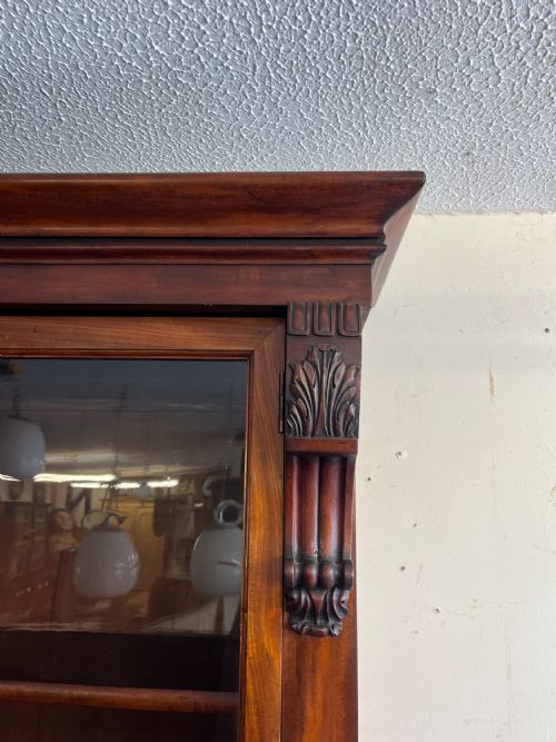 VICTORIAN MAHOGANY BREAKFRONT BOOKCASE - ADDITIONAL PHOTO 3