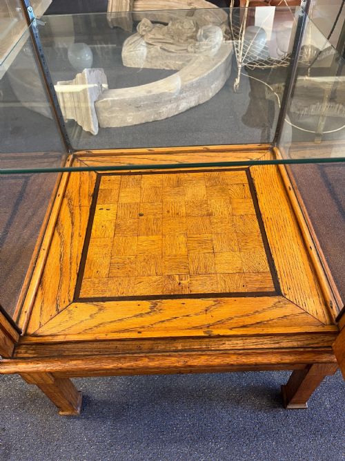 CIRCA 1900 OAK FRAMED GLAZED SHOP DISPLAY CABINET - ADDITIONAL PHOTO 5