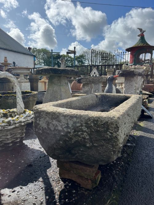 18TH19TH CENTURY DOUBLE D END CORNISH GRANITE TROUGH - ADDITIONAL PHOTO 5