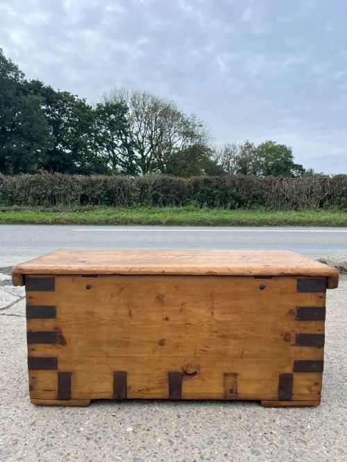 19TH CENTURY PINE SEA CHEST - ADDITIONAL PHOTO 11