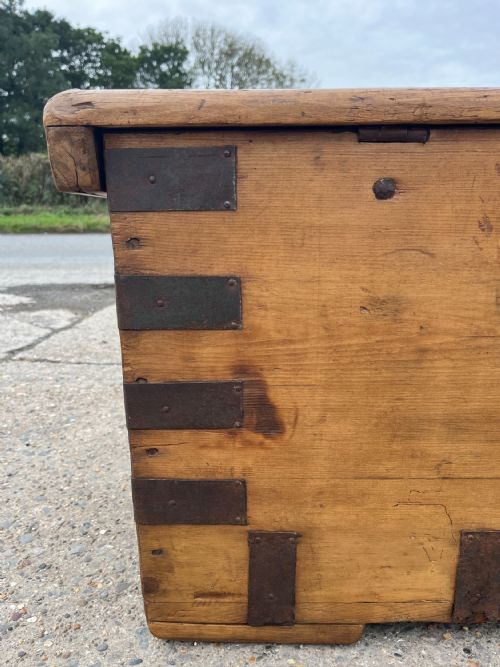 19TH CENTURY PINE SEA CHEST - ADDITIONAL PHOTO 12