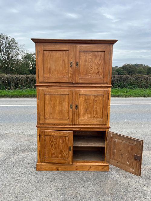 19TH CENTURY EUROPEAN PINE CAMPAIGN CHEST - ADDITIONAL PHOTO 5
