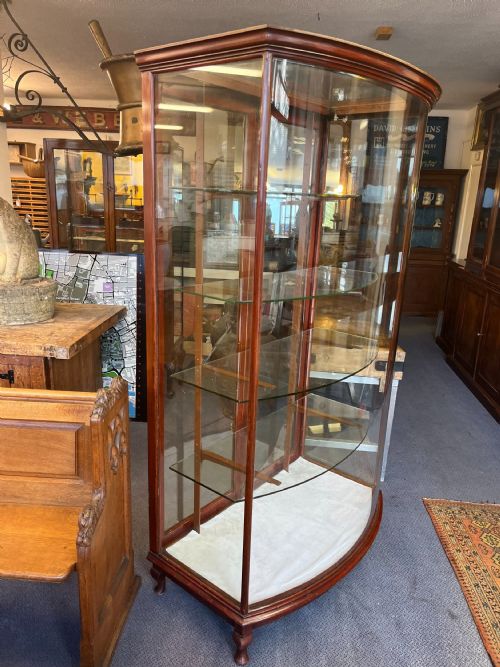 190020S MAHOGANY BOW FRONT SHOP DISPLAY CABINET - ADDITIONAL PHOTO 6