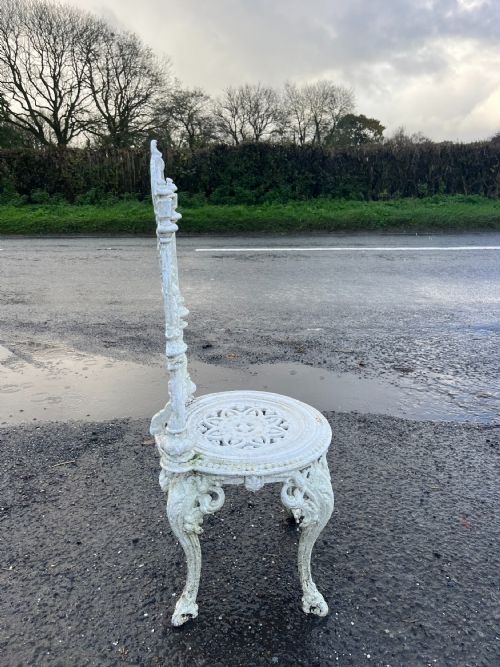 VICTORIAN CAST IRON SET OF 4 CHAIRS - ADDITIONAL PHOTO 4