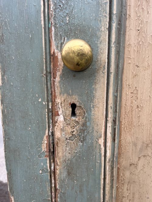 VICTORIAN PAINTED PINE 2 DOOR CUPBOARD - ADDITIONAL PHOTO 2