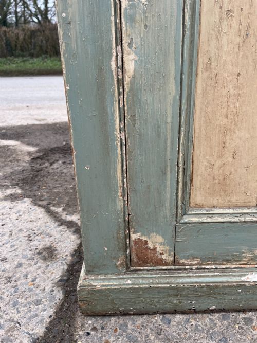 VICTORIAN PAINTED PINE 2 DOOR CUPBOARD - ADDITIONAL PHOTO 8