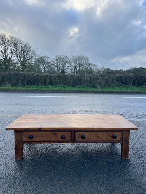 victorian pine farmhouse kitchen table converted to coffee table - CATEGORY: ANTIQUE TABLES - DATED VICTORIAN