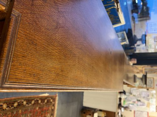 CIRCA 1900 OAK BREAKFRONT BOOKCASE - ADDITIONAL PHOTO 9
