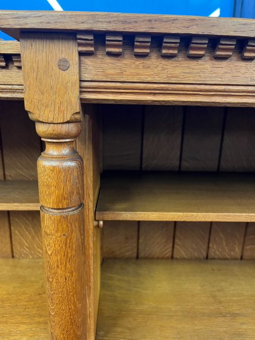 CIRCA 1900 OAK BREAKFRONT BOOKCASE - ADDITIONAL PHOTO 13