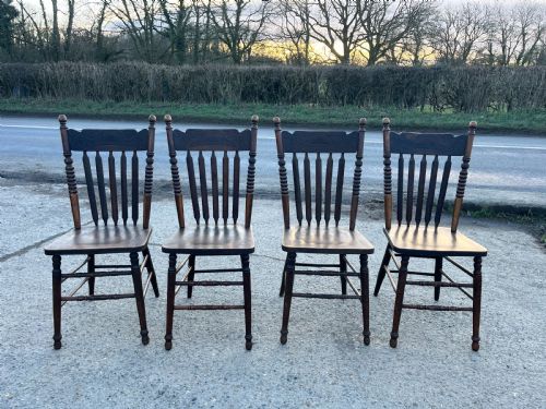 circa 1900 set of 4 american beech kitchen chairs - CATEGORY: ANTIQUE CHAIRS - DATED 1900