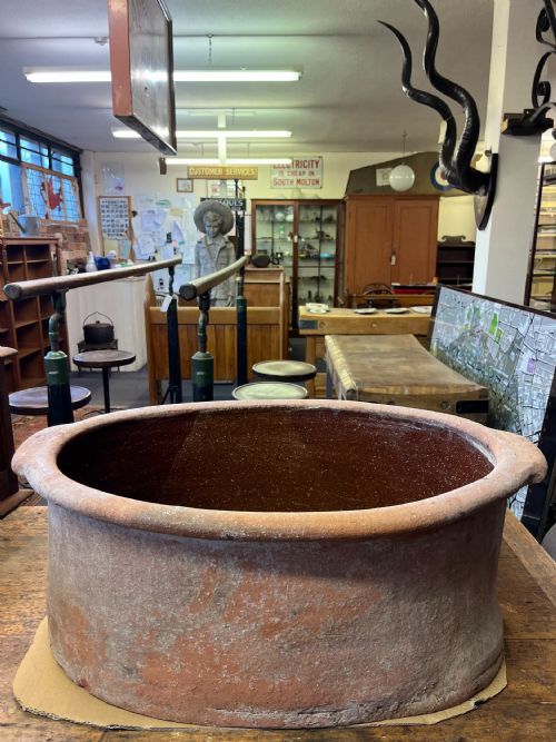 19TH CENTURY NORTH DEVON TERRACOTTA SALTER WITH GLAZED INTERIOR - ADDITIONAL PHOTO 2