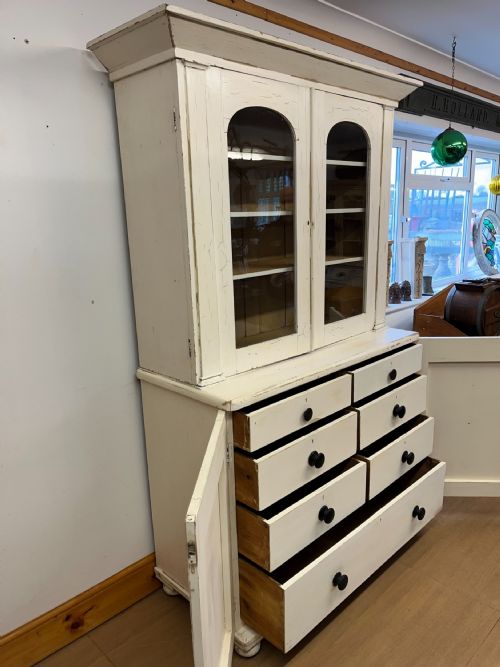EARLY 19TH CENTURY GEORGIAN PAINTED PINE BOOKCASE - ADDITIONAL PHOTO 2