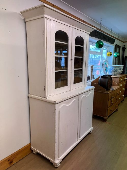 EARLY 19TH CENTURY GEORGIAN PAINTED PINE BOOKCASE - ADDITIONAL PHOTO 3