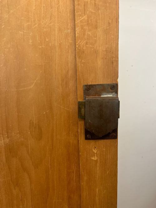 VICTORIAN PINE LARDER CUPBOARD - ADDITIONAL PHOTO 3