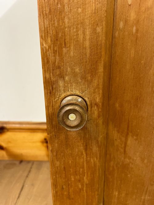 VICTORIAN PINE BEDSIDE CABINET - ADDITIONAL PHOTO 5