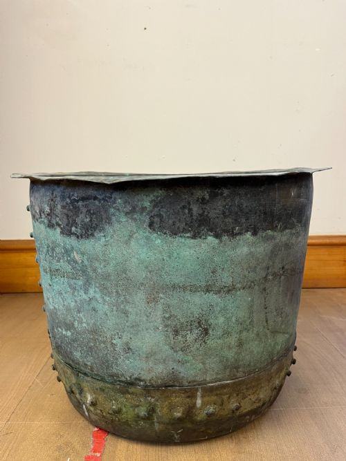 19TH CENTURY RIVETED COPPER BOILER CAULDRON - ADDITIONAL PHOTO 1