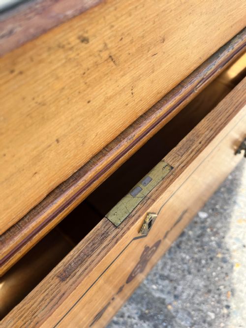 A GOOD AESTHETIC MOVEMENT PAINTED ASH OAK 2 PIECE BEDROOM SUITE MANUFACTURED BY WAUGH SONS CIRCA 1870S C333 - ADDITIONAL PHOTO 17