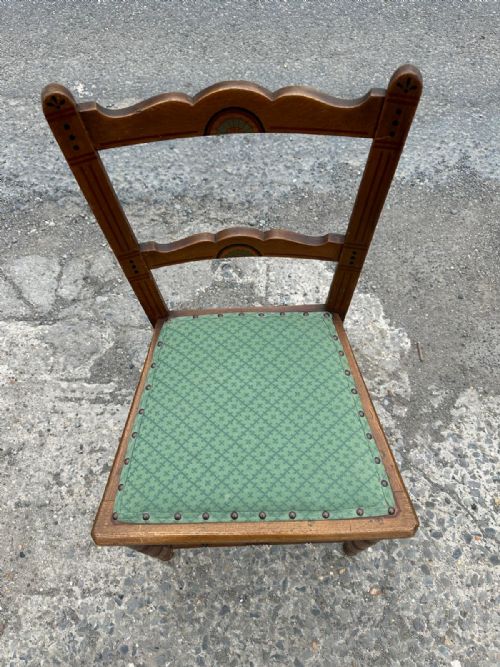 A GOOD AESTHTIC MOVEMENT ASH OAK DRESSING TABLE AND ASSOCIATED CHAIR CIRCA 1870S - ADDITIONAL PHOTO 8