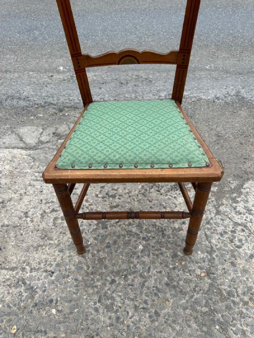 A GOOD AESTHTIC MOVEMENT ASH OAK DRESSING TABLE AND ASSOCIATED CHAIR CIRCA 1870S - ADDITIONAL PHOTO 9
