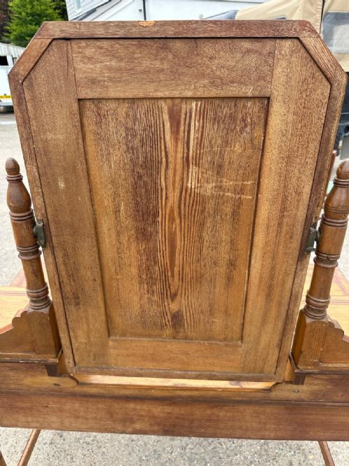 A GOOD AESTHTIC MOVEMENT ASH OAK DRESSING TABLE AND ASSOCIATED CHAIR CIRCA 1870S - ADDITIONAL PHOTO 12