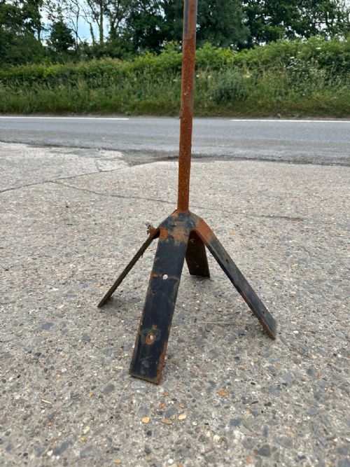 EARLY 20TH CENTURY COCKEREL TOPPED WEATHER VANE - ADDITIONAL PHOTO 2