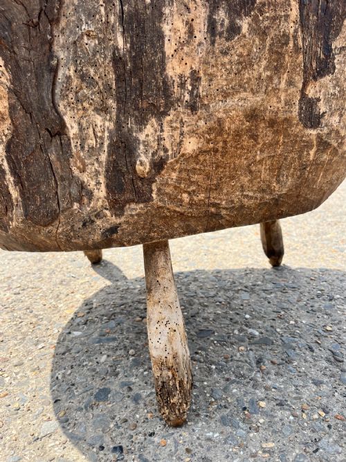 19TH CENTURY TREE TRUNK CHOPPING BLOCK - ADDITIONAL PHOTO 8
