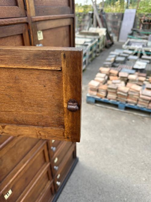 1920S OAK LOCKERS WITH 27 COMPARTMENTS - ADDITIONAL PHOTO 6
