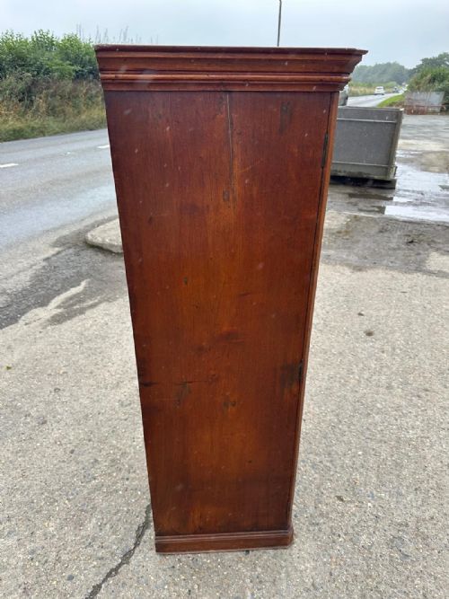 CIRCA 1900 CEDAR WOOD HUMIDOR CIGAR CABINET - ADDITIONAL PHOTO 8