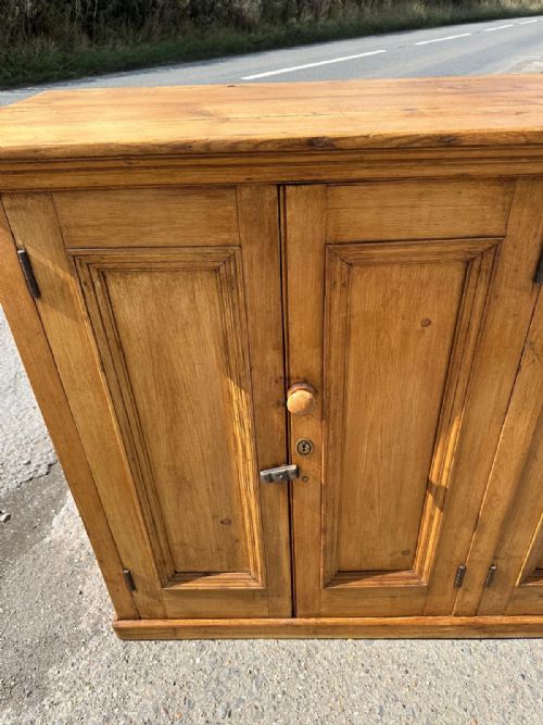 VICTORIAN PINE 4 DOOR CUPBOARD - ADDITIONAL PHOTO 1